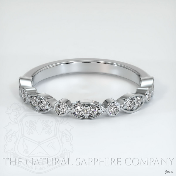 18K White Gold Diamond Antique Style Wedding Band