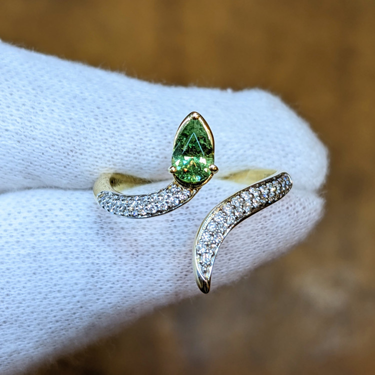 0.68 Ct. Demantoid Garnet Natural Diamond Pave Ring, 18K Yellow Gold