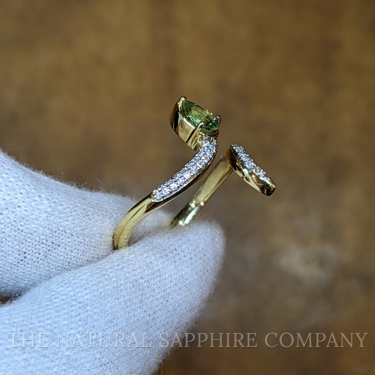 0.68 Ct. Demantoid Garnet Natural Diamond Pave Ring, 18K Yellow Gold
