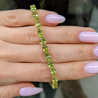 12.72 Ct.Tw. Peridot Tennis/Riviere Bracelet, 18K Yellow Gold Life Style