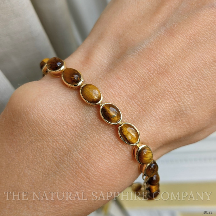 20.21 Ct.Tw. Tiger's Eye Bezel Bracelet, 18K Yellow Gold
