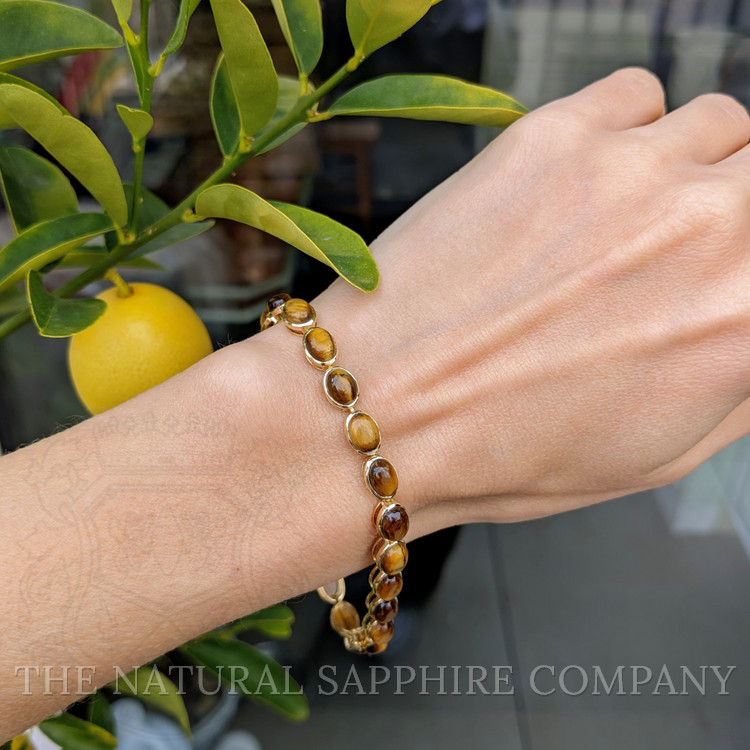 20.21 Ct.Tw. Tiger's Eye Bezel Bracelet, 18K Yellow Gold