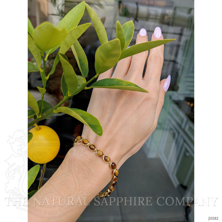 20.21 Ct.Tw. Tiger's Eye Bezel Bracelet, 18K Yellow Gold