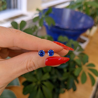 1.58&nbsp;Ct.Tw.Total Carat Weight Blue Sapphire Studs Earrings, 14K Yellow Gold Life Style