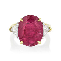 8.79 Ct. Ruby 18K Yellow Gold ring