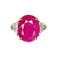 8.79 Ct. Ruby 18K Yellow Gold ring