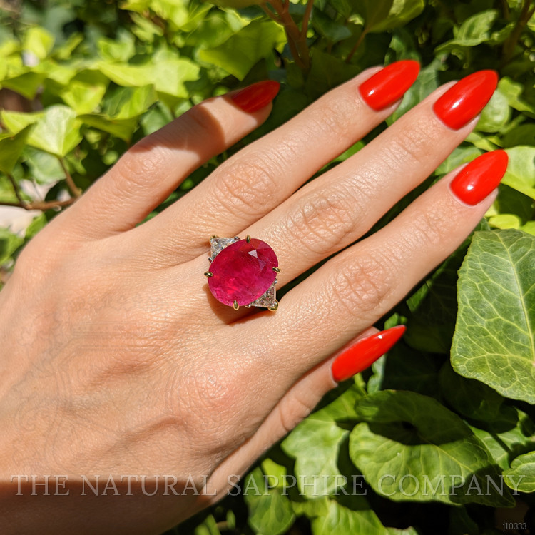 8.79 Ct. Ruby Natural Diamond Accent Stones Ring, 18K Yellow Gold