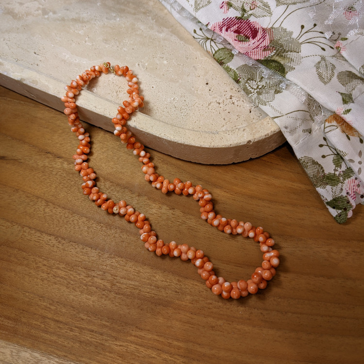 115.40 Ct. Coral Multi Stone Necklace, 18K Yellow Gold