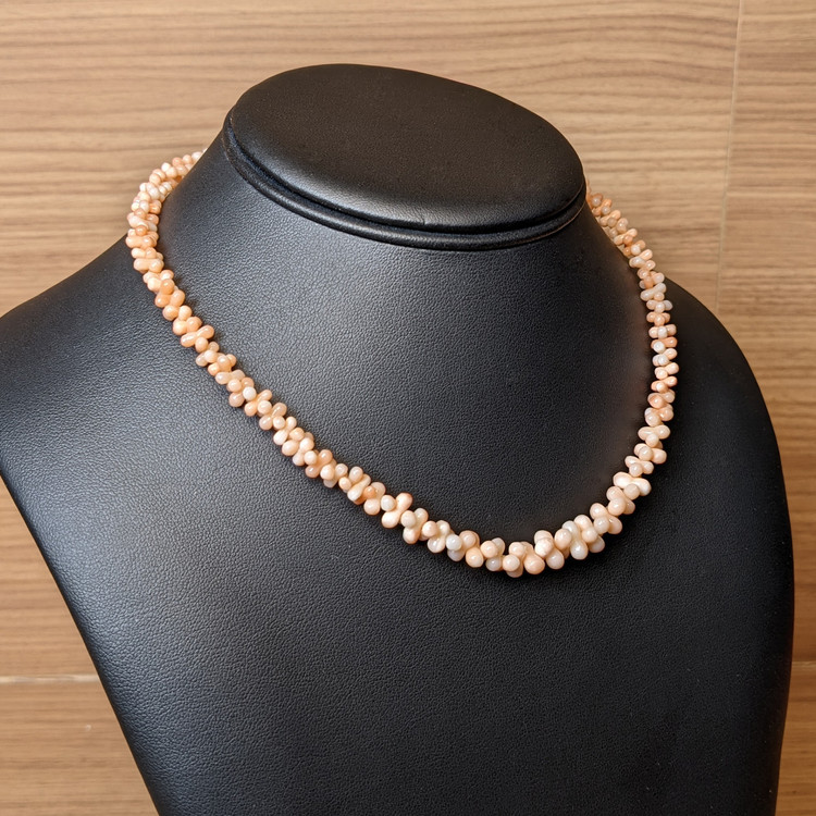 81.80 Ct. Coral Multi Stone Necklace, 18K Yellow Gold