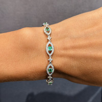 1.75 Ct.Tw. Emerald 18K White Gold bracelet