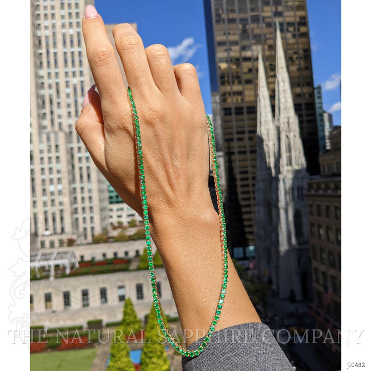 9.71 Ct. Emerald Accent Stones Necklace, 14K Yellow Gold