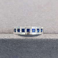 0.55 Ct. Sapphire 18K White Gold ring