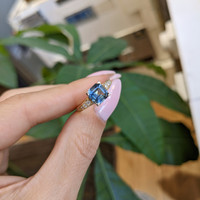 2.06 Ct. Bi Color Sapphire and Natural Diamond Antique Style Ring, 14K Yellow Gold Life Style