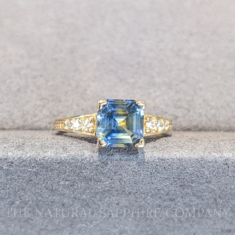2.06 Ct. Bi Color Sapphire and Natural Diamond Antique Style Ring, 14K Yellow Gold