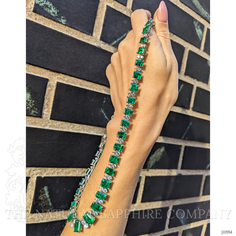 45.79 Ct. Emerald Natural Diamond Accent Stones Necklace, Platinum 950