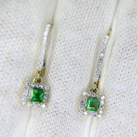 0.24 Ct.Tw. Emerald 14K Yellow Gold earring