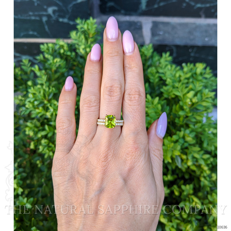 2.07 Ct. Green Peridot and Natural Diamond Pave Ring, 18K Yellow Gold