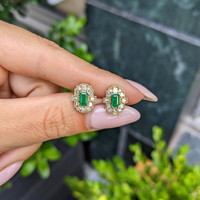 0.48&nbsp;Ct.Tw.Total Carat Weight Emerald and Natural Diamond Studs Earrings, 14K Yellow Gold Life Style