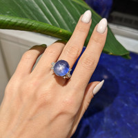 16.08 Ct. Blue Sapphire and Natural Diamond Antique Style Ring, Platinum 950 Life Style