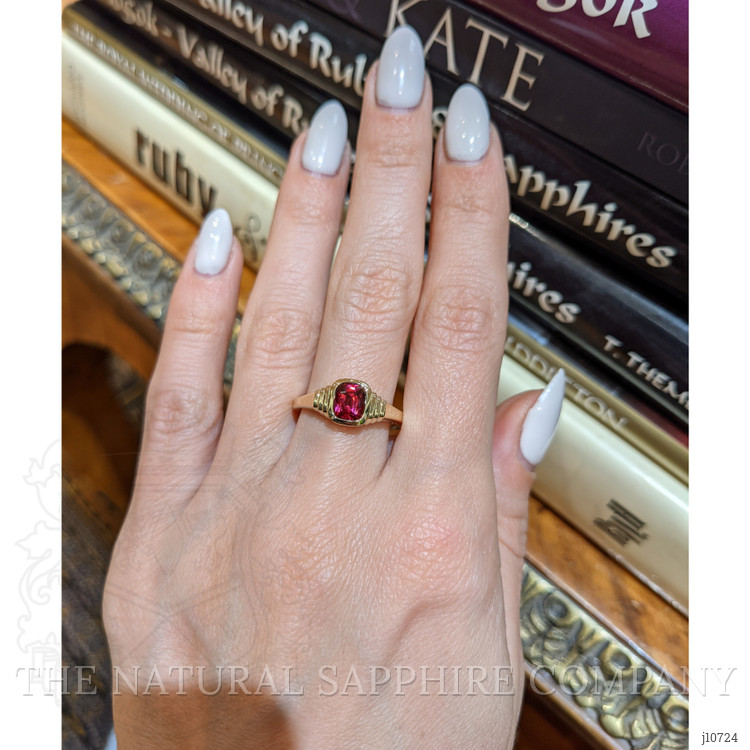 1.06 Ct. Garnet Bezel Ring, 18K Yellow Gold