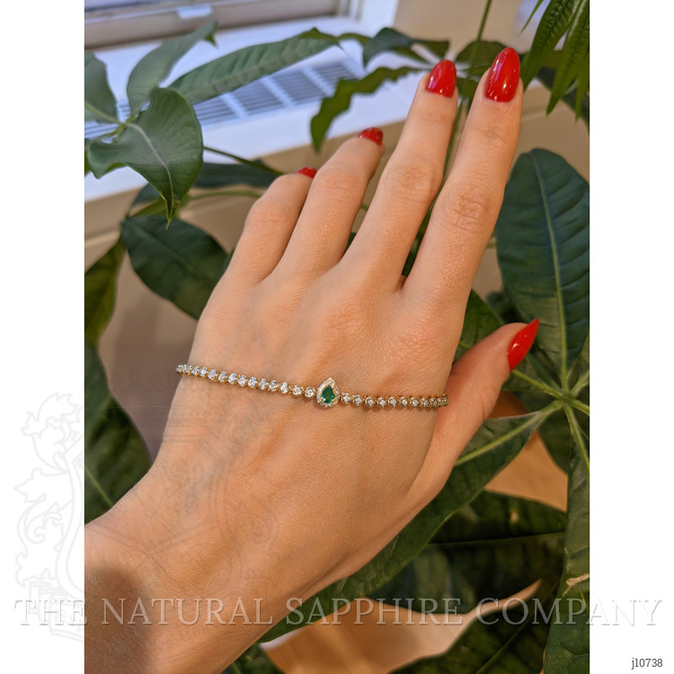 0.18 Ct.Tw. Emerald and Natural Diamond Pave Bracelet, 14K Yellow Gold