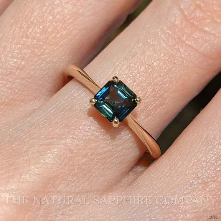 1.06 Ct. Greenish Blue Sapphire Solitaire Ring, 14K Yellow Gold