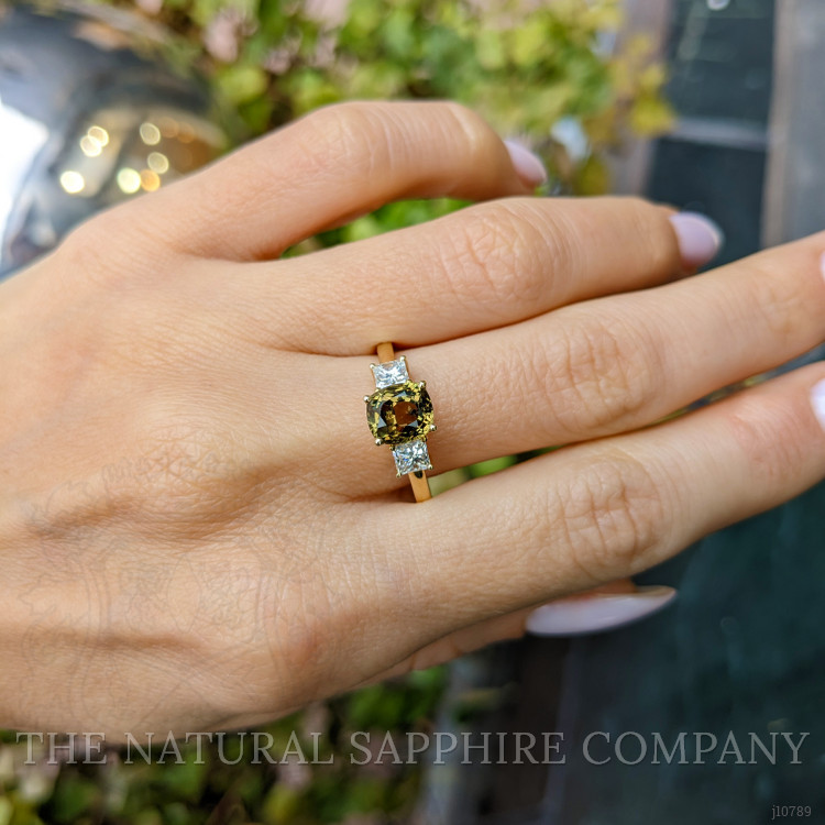 1.92 Ct. Alexandrite Natural Diamond Three Stone Ring, 14K Yellow Gold