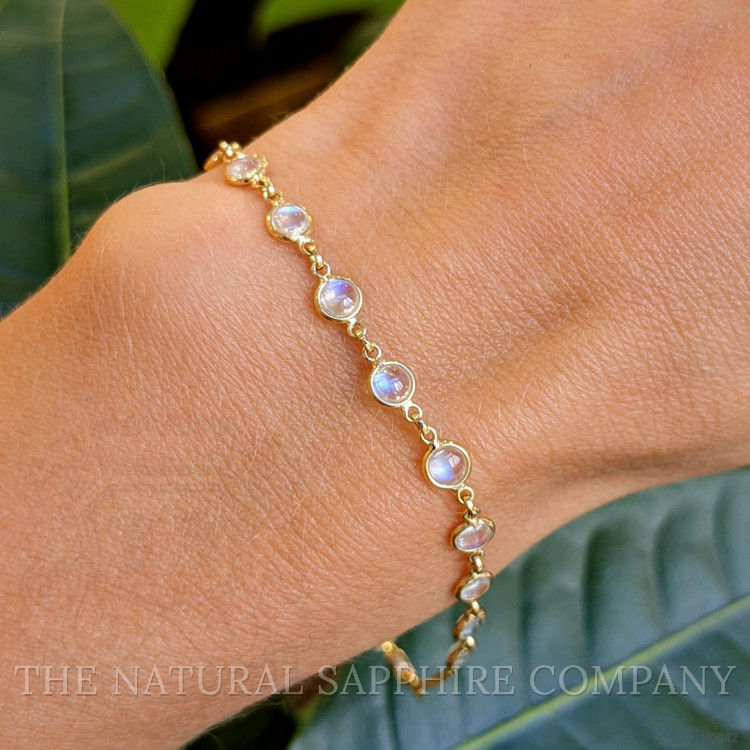 3.28 Ct.Tw. Moonstone Bezel Bracelet, 18K Yellow Gold
