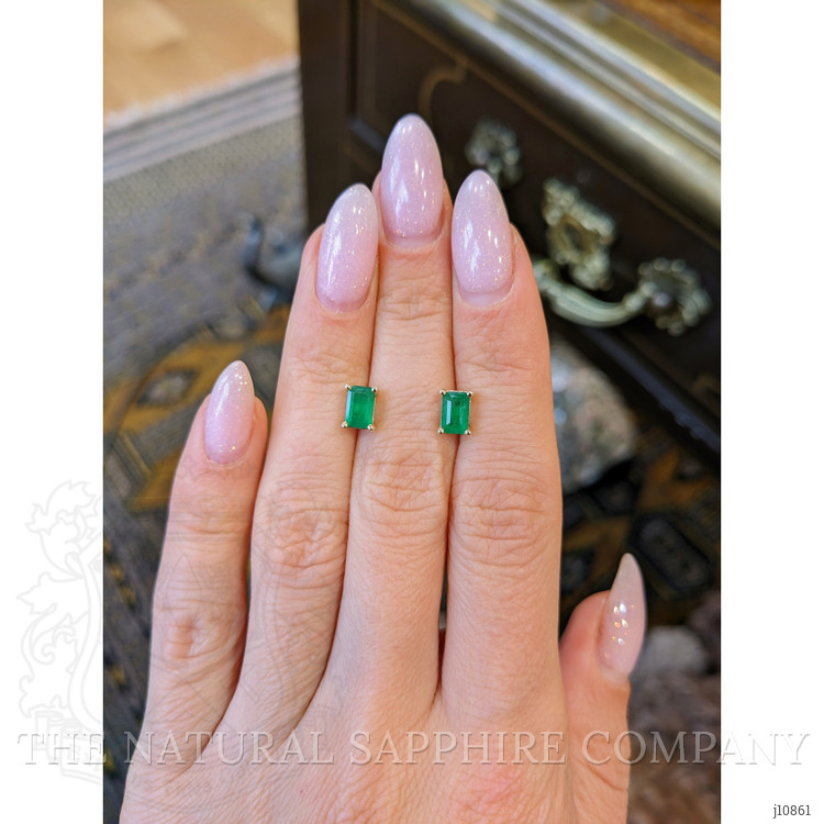 1.09 Ct.Tw. Emerald Studs Earrings, 14K Yellow Gold