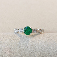 0.56 Ct. Emerald 18K White Gold ring