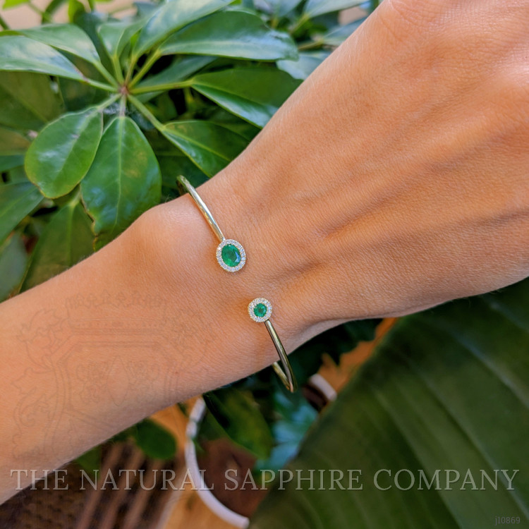 0.32 Ct.Tw. Emerald Emerald Bangle Bracelet, 14K Yellow Gold