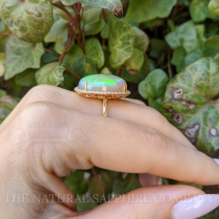 15.34 Ct. Opal Natural Diamond Antique Style Ring, 14K Yellow Gold