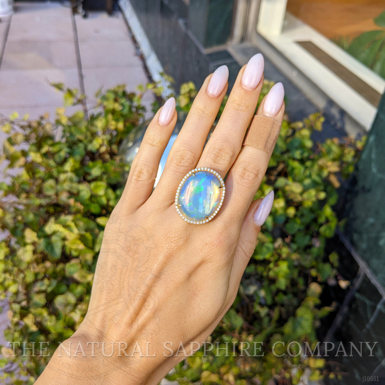 9.92 Ct. Opal Natural Diamond Antique Style Ring, 18K Yellow Gold