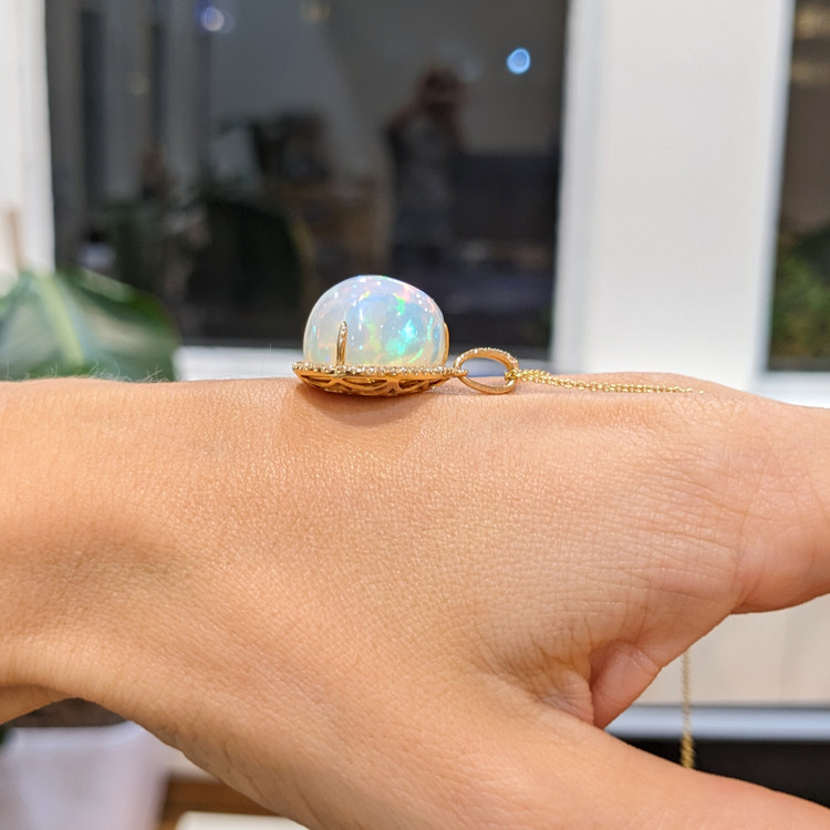 14.56 Ct. Opal Natural Diamond Antique Style Pendant, 14K Yellow Gold