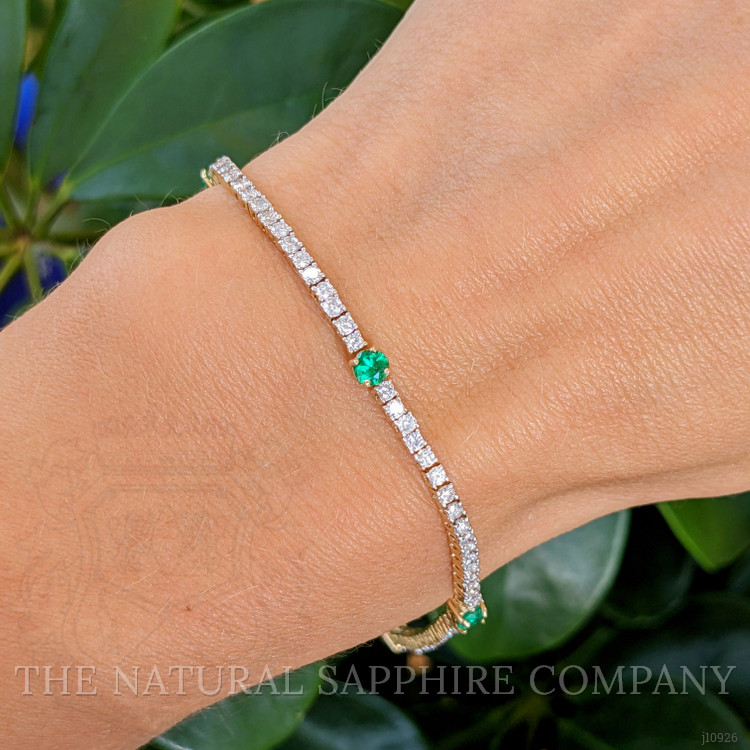 0.67 Ct.Tw. Emerald and Natural Diamond Tennis/Line Bracelet, 14K Yellow Gold