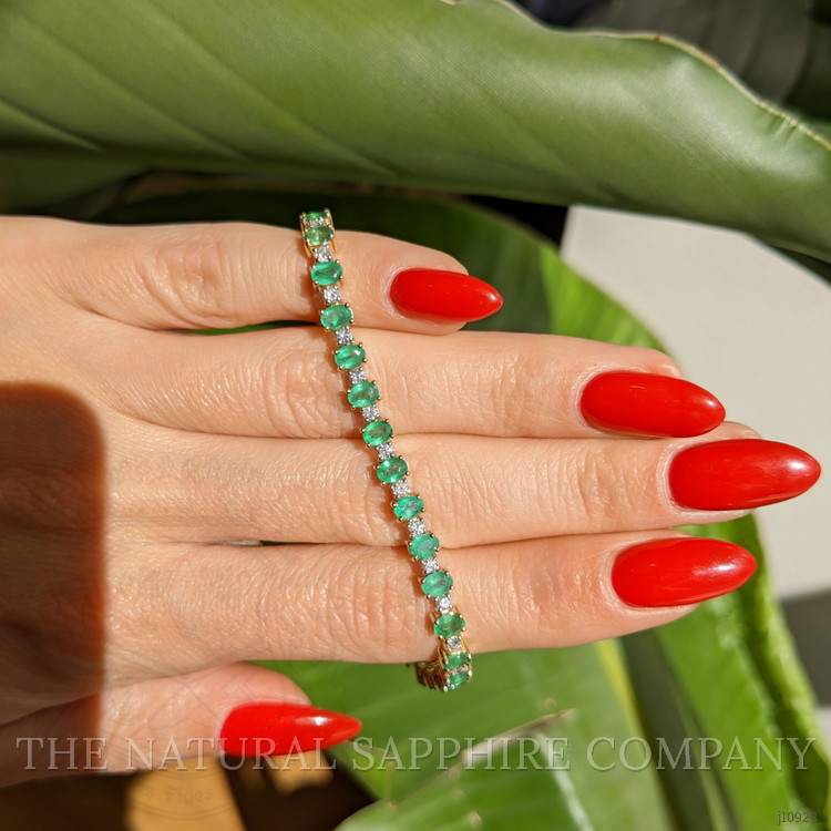 4.82 Ct.Tw. Emerald and Natural Diamond Pave Bracelet, 14K Yellow Gold