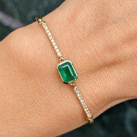 0.86 Ct.Tw. Emerald 14K Yellow Gold bracelet