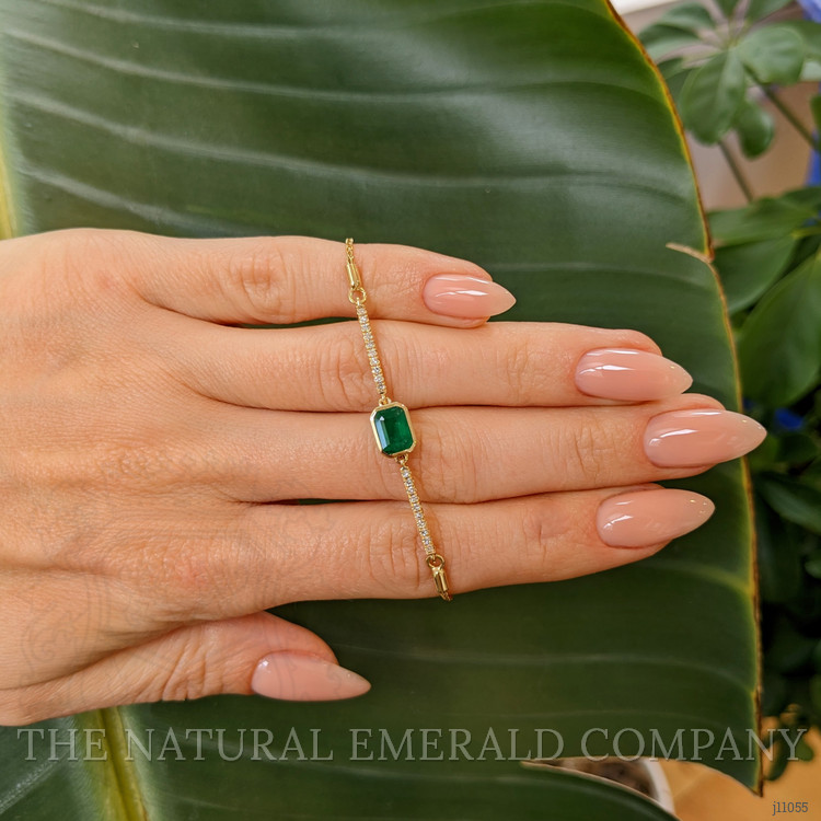 0.86 Ct.Tw. Emerald Natural Diamond Pave Bracelet, 14K Yellow Gold