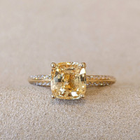 3.17 Ct. Sapphire 18K Yellow Gold ring