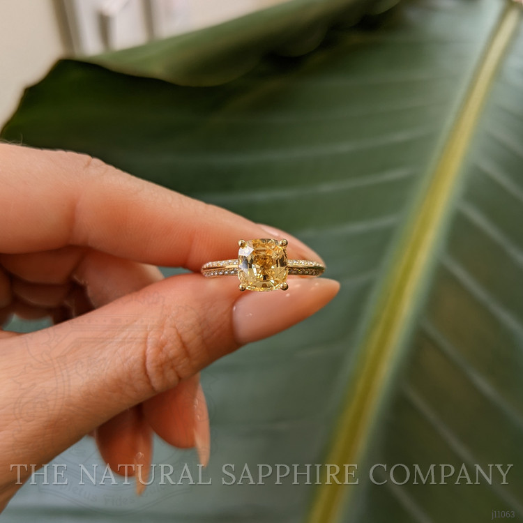 3.17 Ct. Yellow Sapphire and Natural Diamond Pave Ring, 18K Yellow Gold