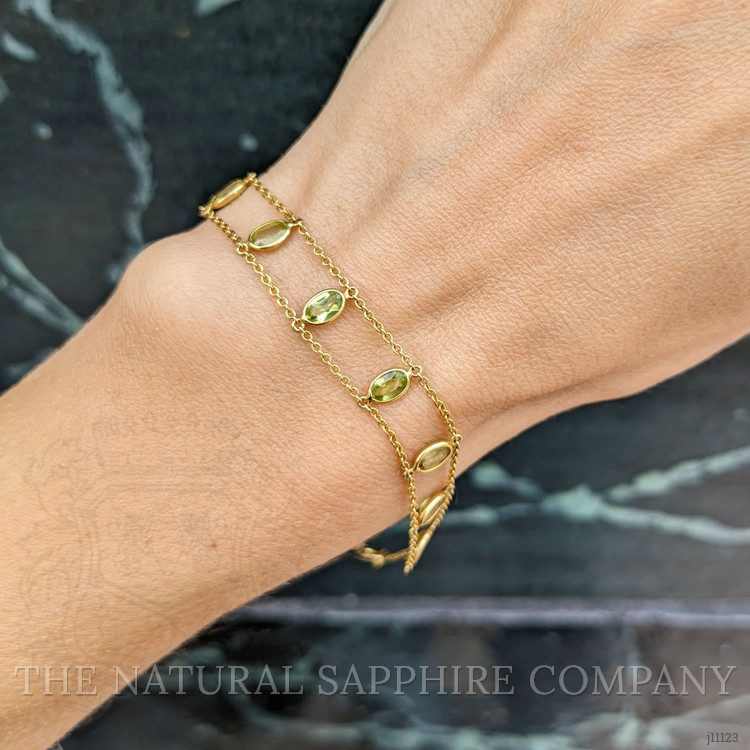 3.21 Ct.Tw. Peridot Bezel Bracelet, 14K Yellow Gold