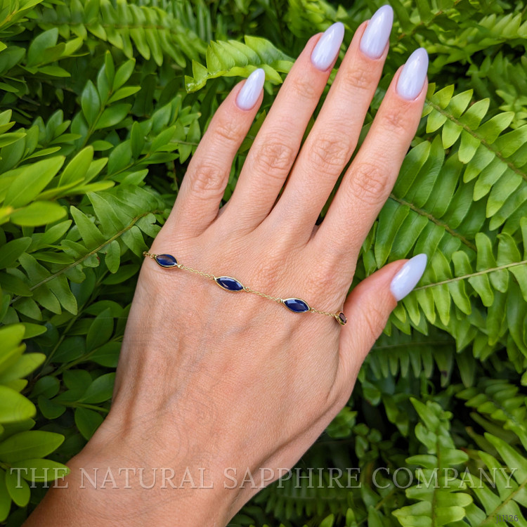 5.94 Ct.Tw. Blue Sapphire Bezel Bracelet, 14K Yellow Gold