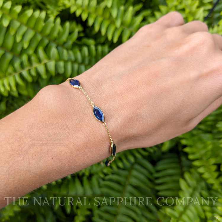 5.94 Ct.Tw. Blue Sapphire Bezel Bracelet, 14K Yellow Gold