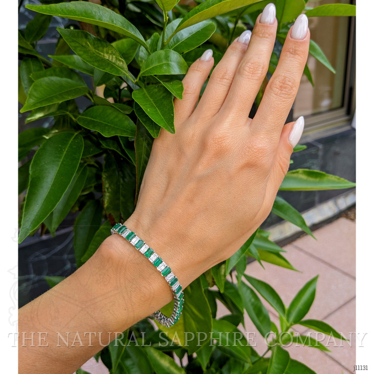 8.49 Ct.Tw. Emerald Natural Diamond Tennis/Line Bracelet, 18K White Gold