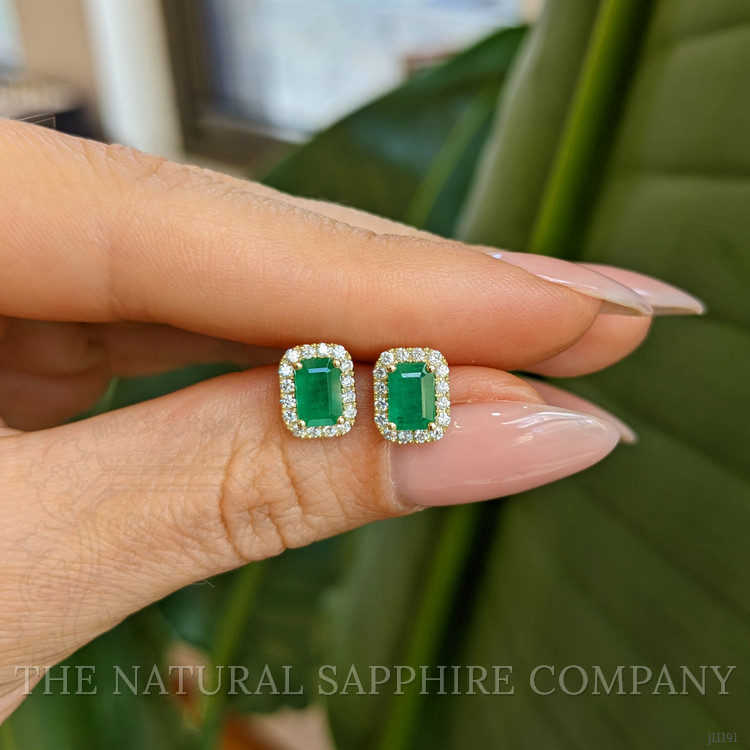 1.14 Ct.Tw. Emerald and Natural Diamond Studs Earrings, 14K Yellow Gold