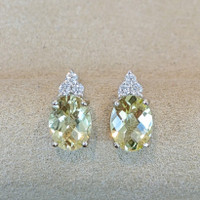 Topaz 14K White Gold earring