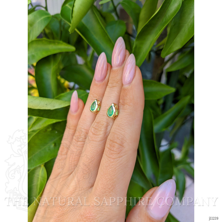 0.66 Ct.Tw. Emerald Studs Earrings, 14K Yellow Gold