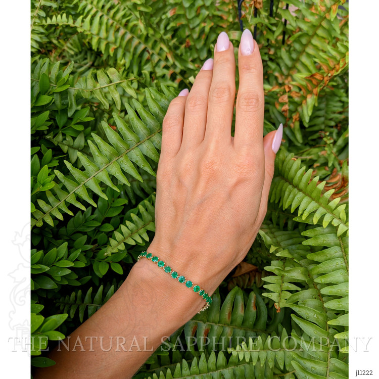 7.94 Ct.Tw. Emerald Tennis/Line Bracelet, 14K Yellow Gold