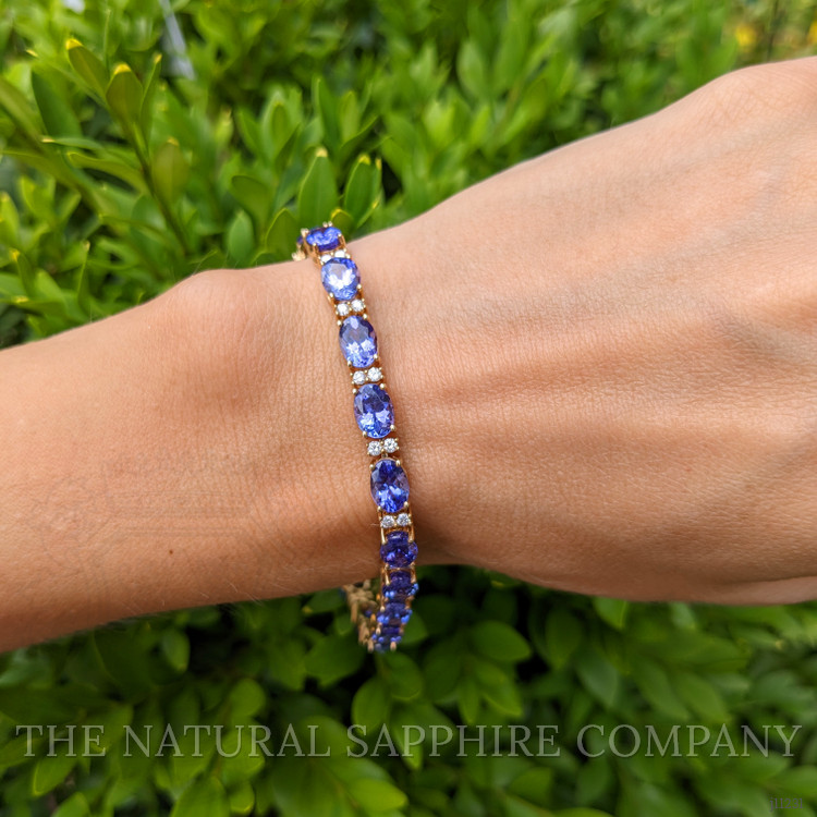 16.45 Ct.Tw. Tanzanite Natural Diamond Tennis/Riviere Bracelet, 14K Yellow Gold