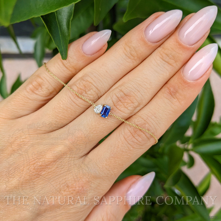 0.42 Ct.Tw. Blue Sapphire and Natural Diamond Accent Stones Bracelet, 14K Yellow Gold